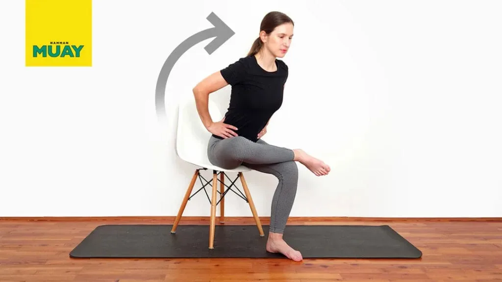 Ülő helyzetű piriformis nyújtás – 4-es póz